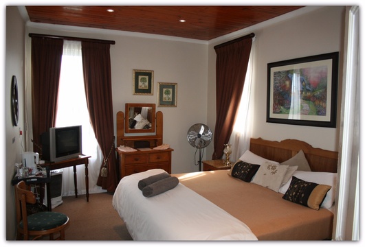 Double Room D - Knysna Guesthouse Accommodation