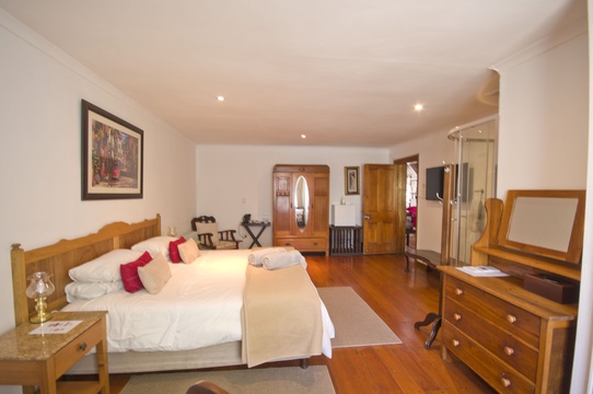 Room 3 - Double - Knysna Guesthouse Accommodation